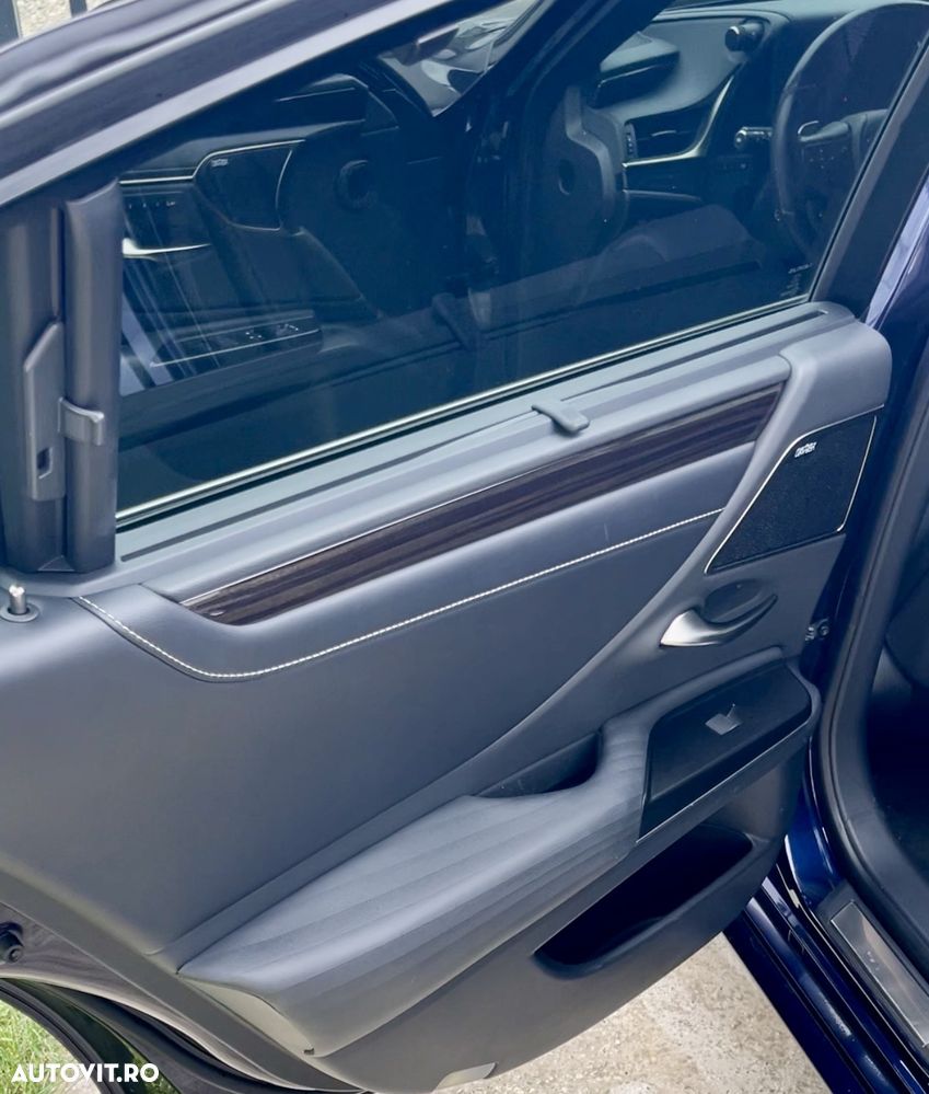 Lexus Seria ES 300h Luxury - 12