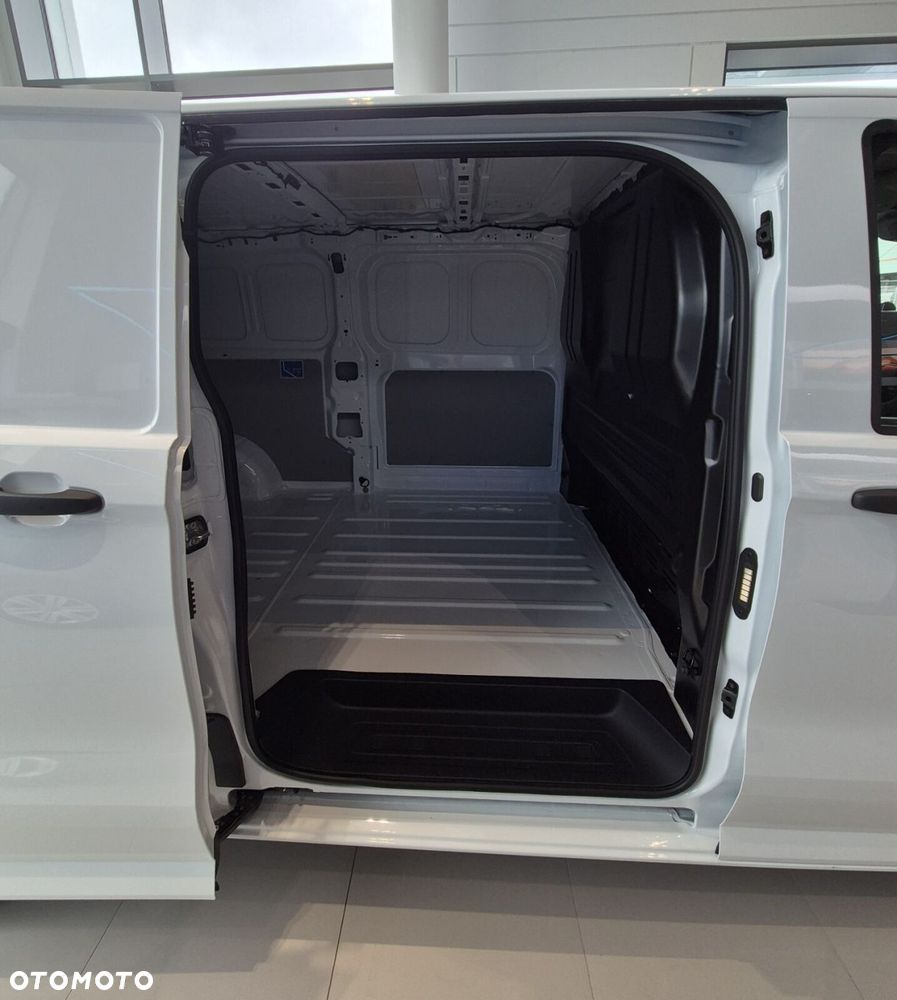 Volkswagen Transporter - 8
