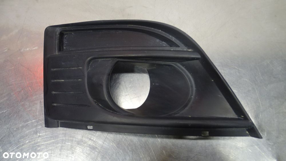 KRATKA ZDERZAKA LEWA CITROEN C4 PICASSO 1.6HDI - 1