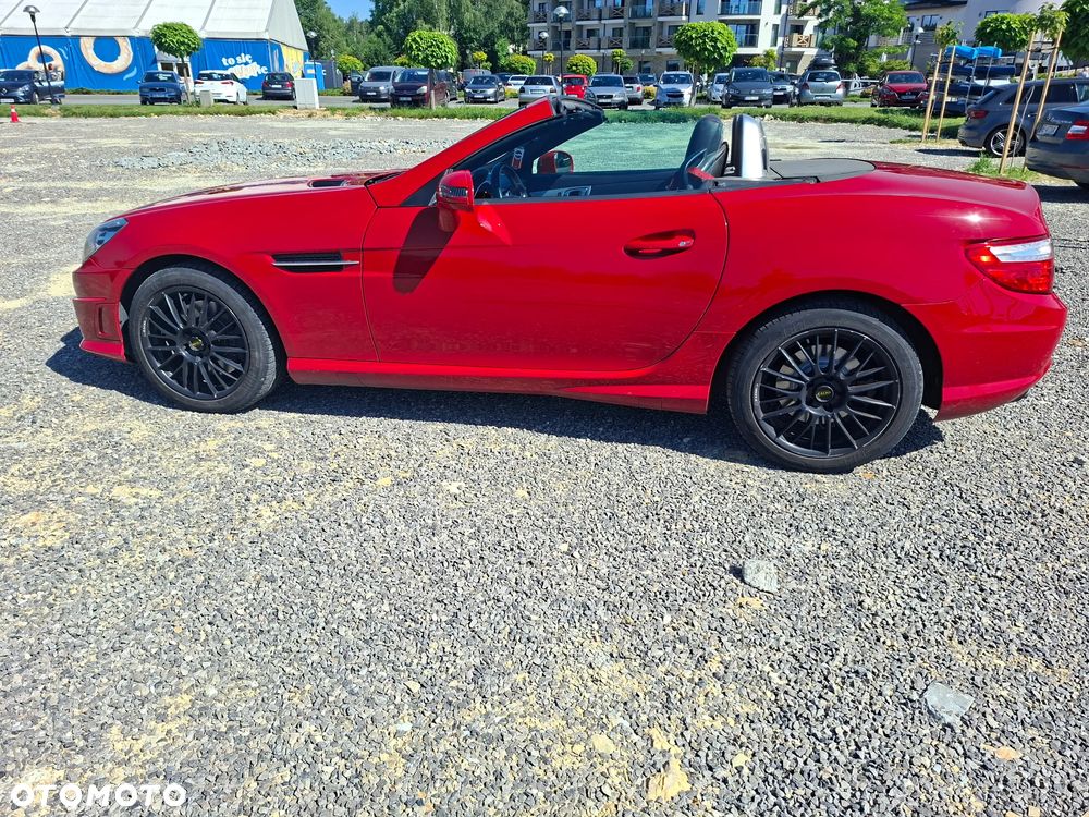 Mercedes-Benz SLK 250 CGI - 5