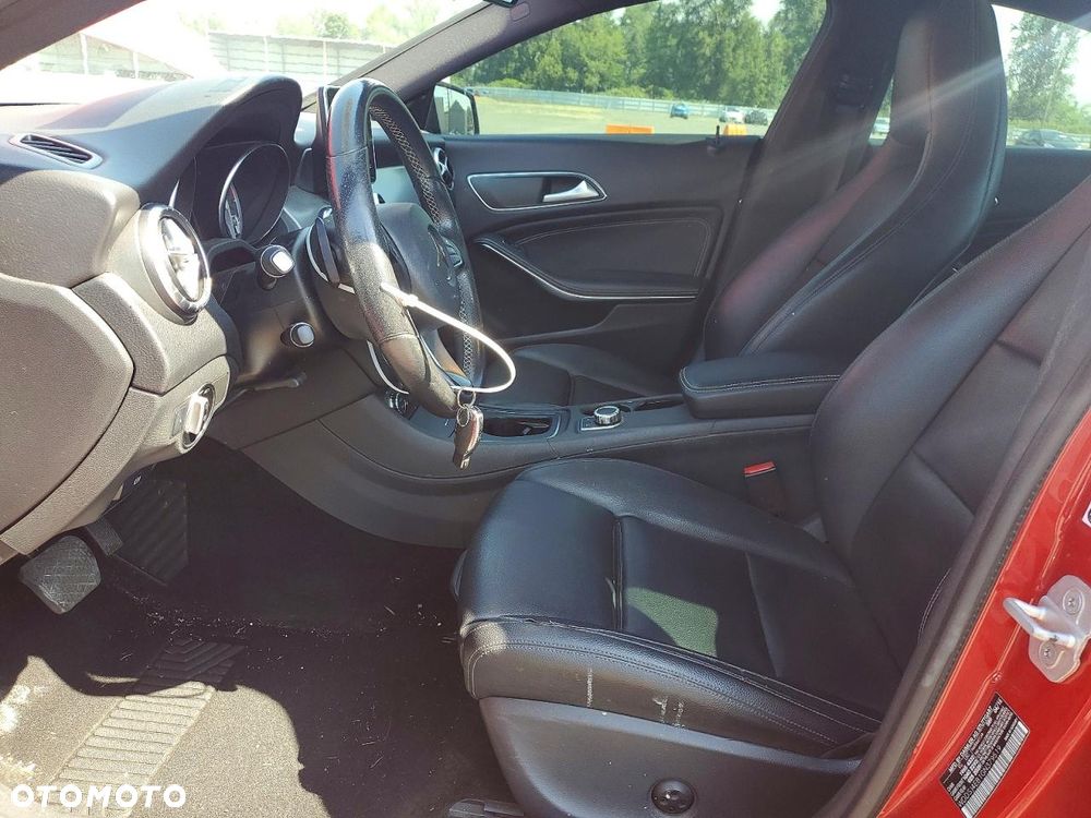 Mercedes-Benz CLA - 11