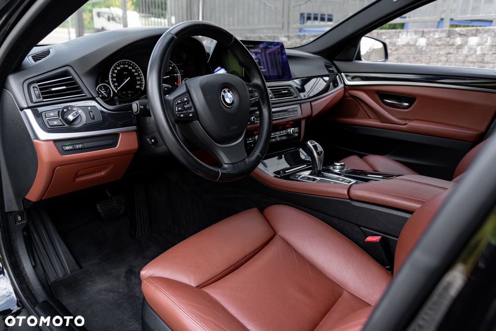 BMW Seria 5 535d xDrive Sport-Aut - 18