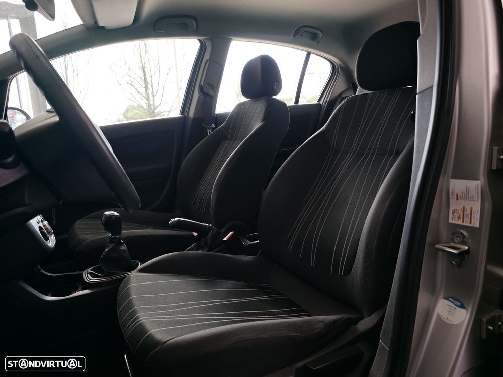 Opel Corsa 1.2 Cosmo - 21