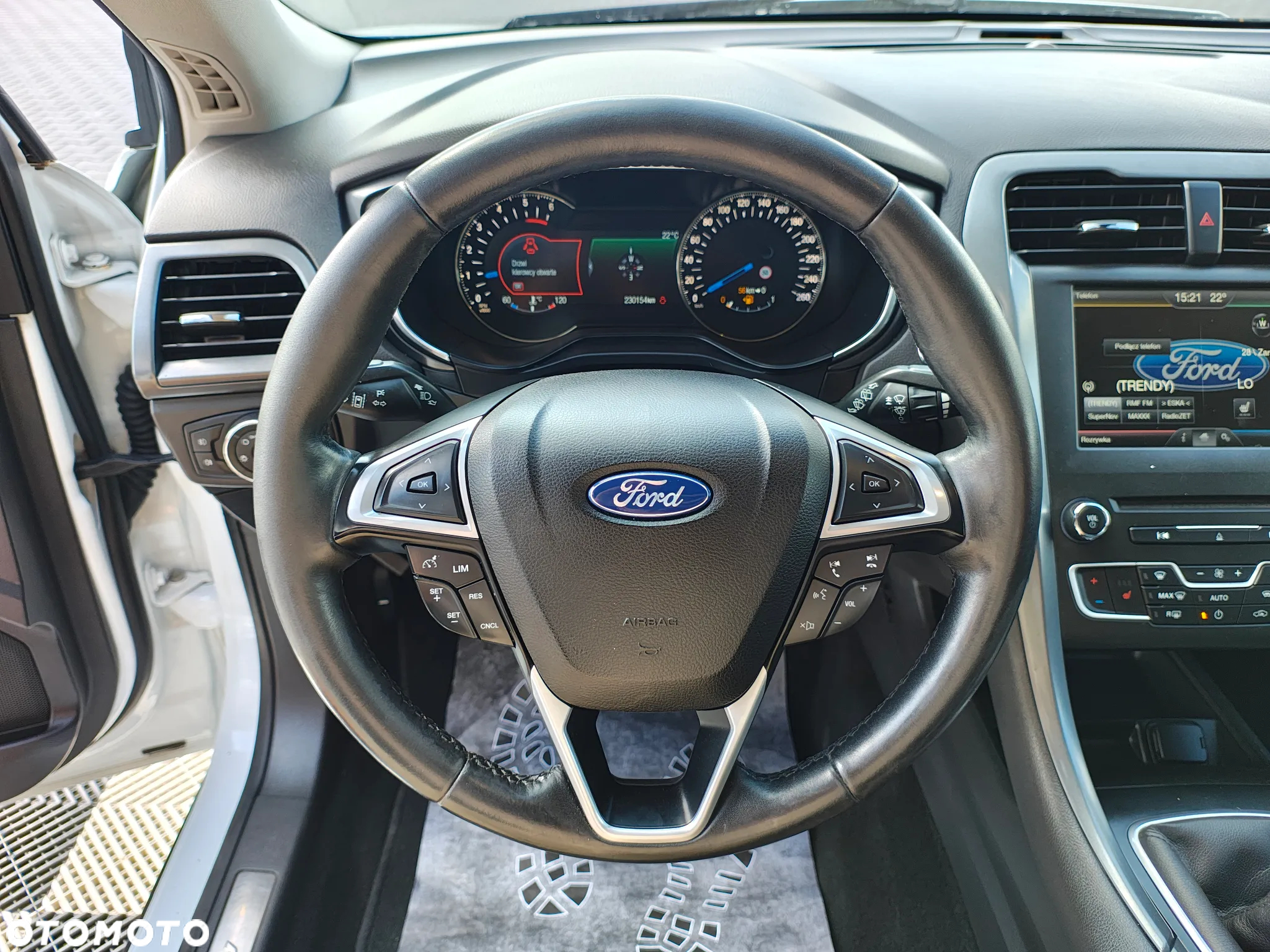 Ford Mondeo 1.5 TDCi Ambiente - 28