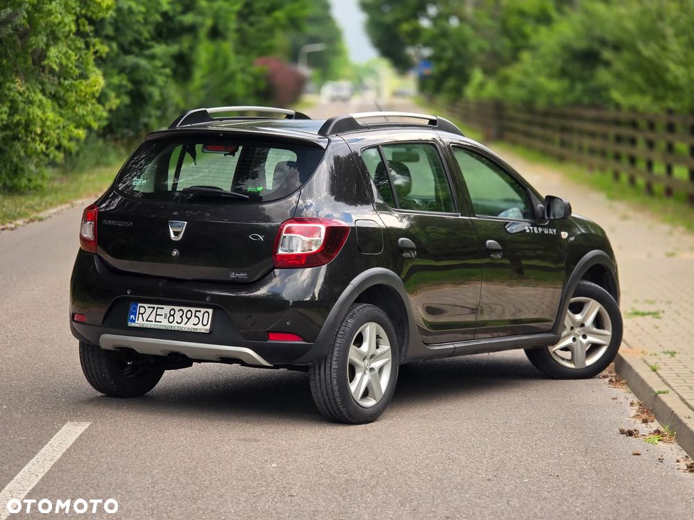 Dacia Sandero Stepway dCi 90 (S&S) Celebration - 4