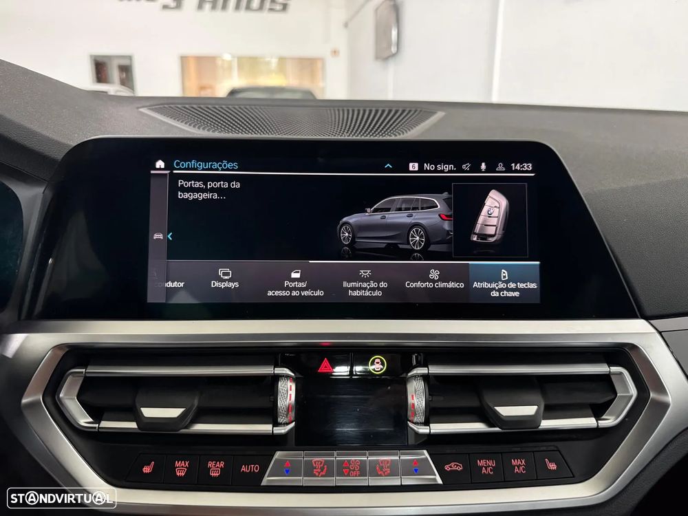 BMW 330 e Touring Pack M Auto - 36