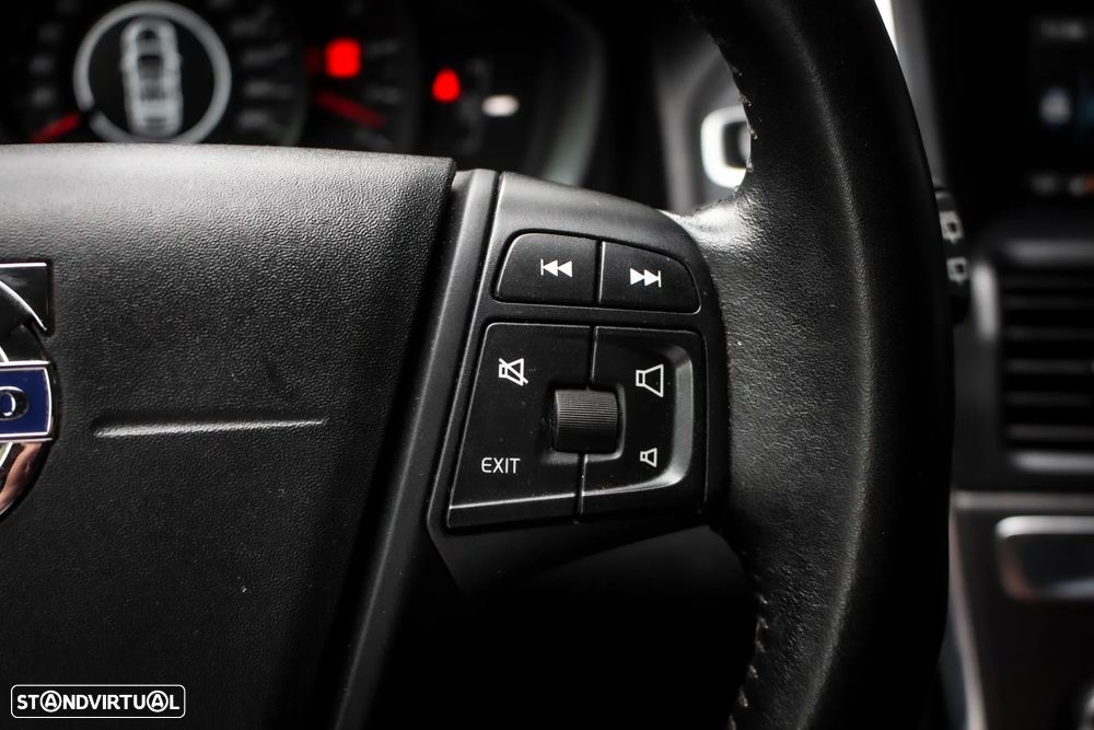 Volvo XC 60 2.0 D4 Inscription - 15