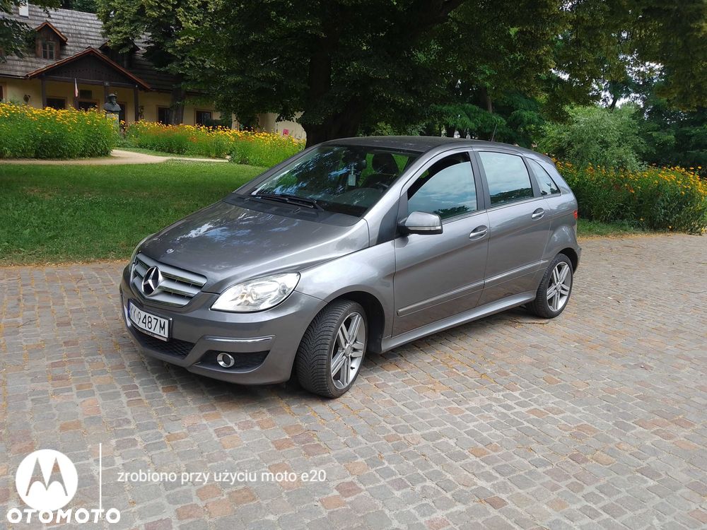 Mercedes-Benz Klasa B - 1