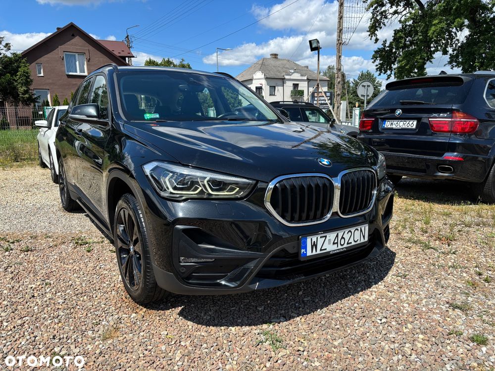 BMW X1 sDrive18i Sport Line - 3