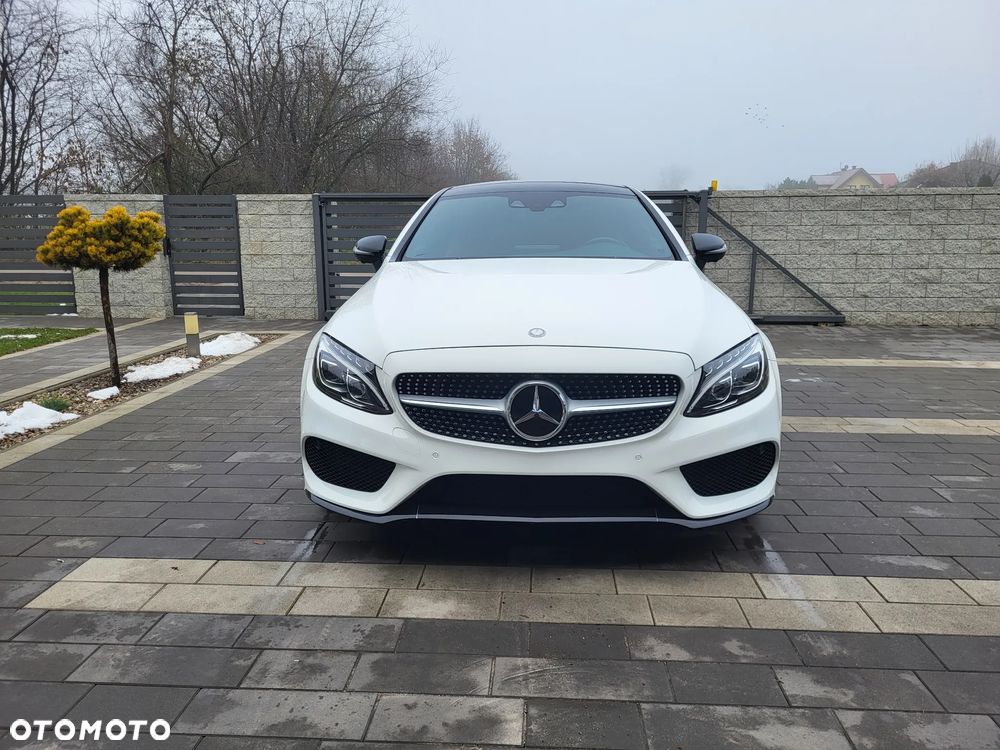Mercedes-Benz Klasa C 300 4Matic 9G-TRONIC AMG Line Plus - 2