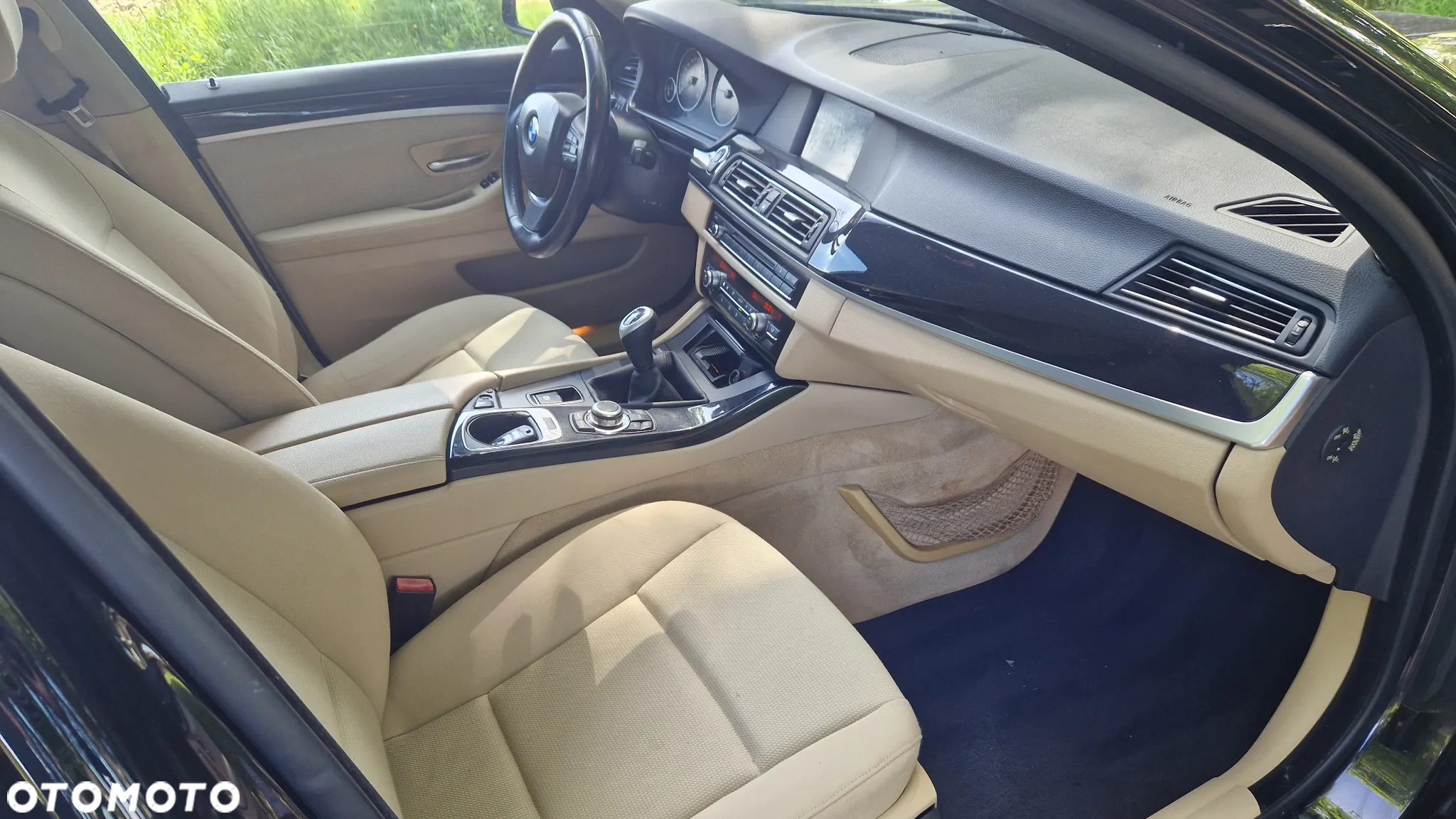 BMW Seria 5 520d Luxury Line - 12