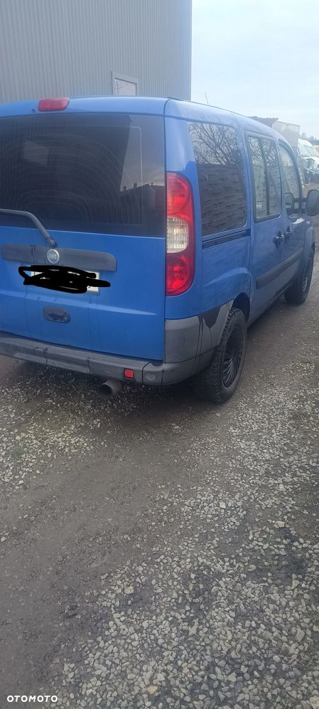 Fiat Doblo 1.9 JTD Family Premius - 3