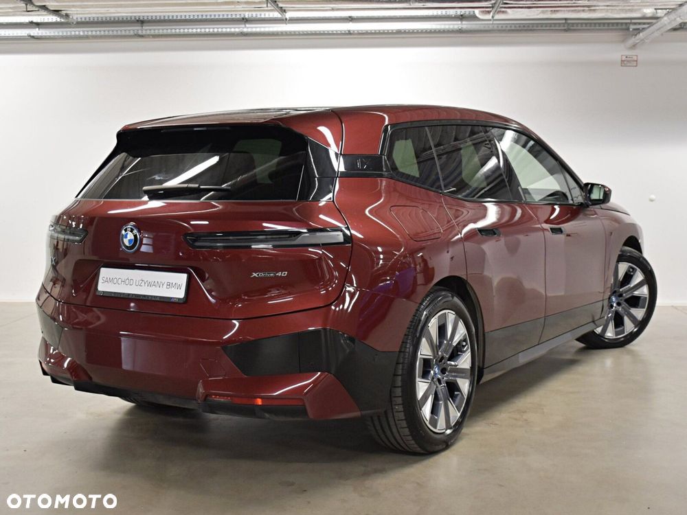 BMW iX xDrive40 76.6kWh Signature - 6
