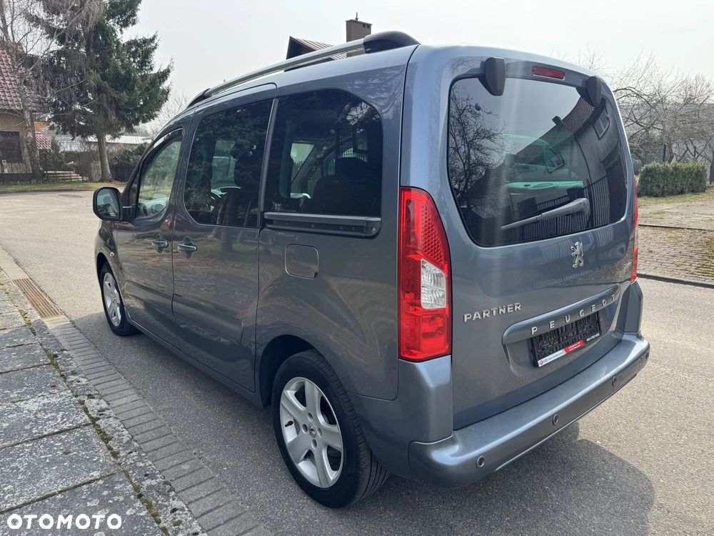 Peugeot Partner HDi FAP 110 Family - 8