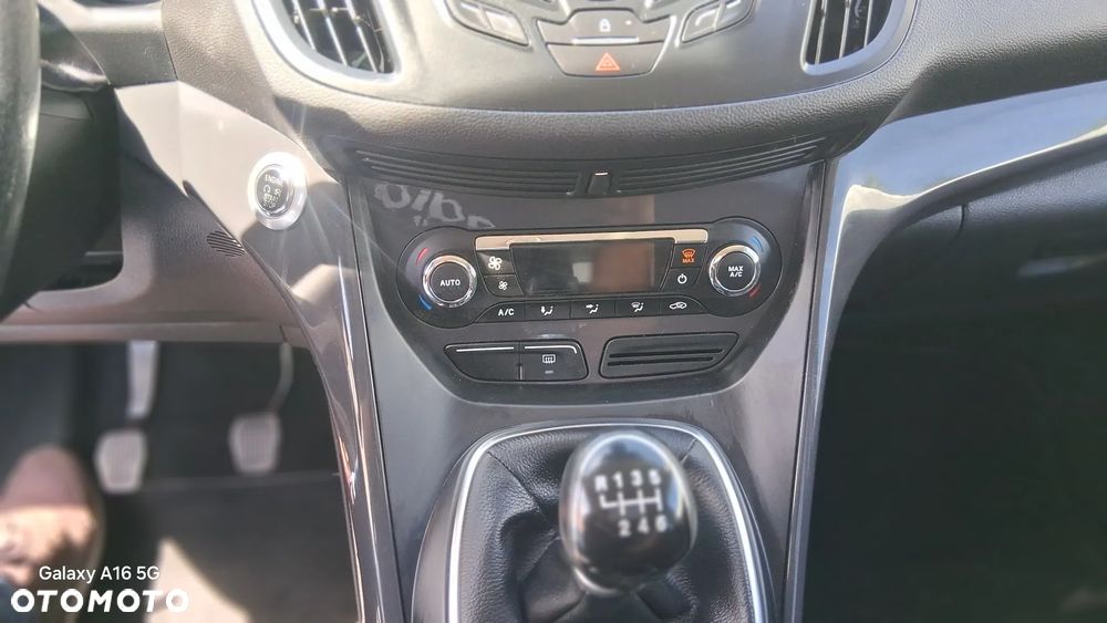 Ford Kuga 2.0 TDCi 4WD Titanium - 17