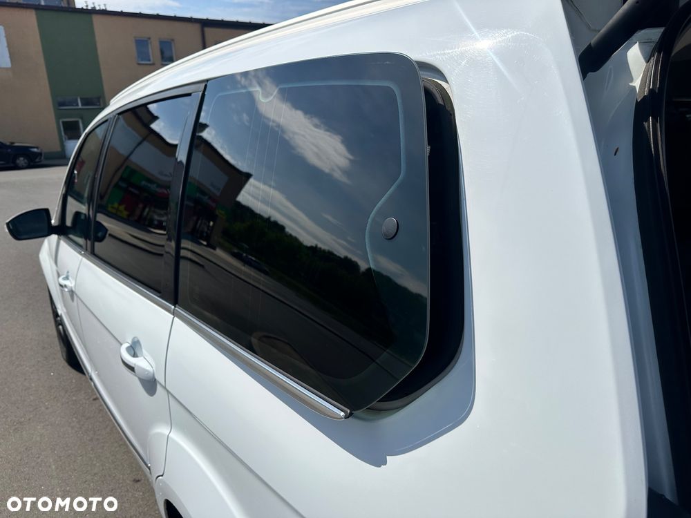 Ford Galaxy 2.0 TDCi Titanium - 24