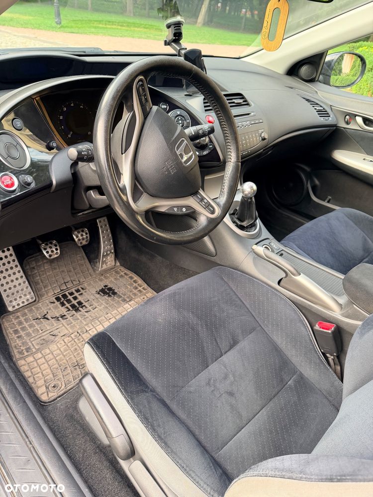 Honda Civic 1.8 Comfort - 13