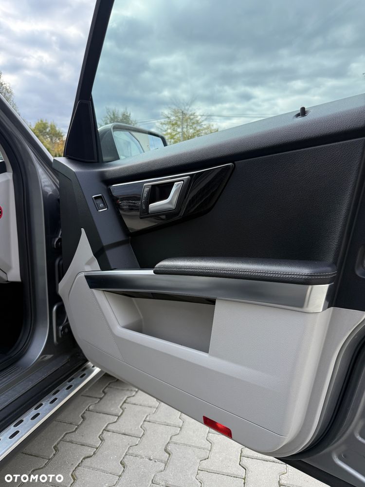 Mercedes-Benz GLK 220 BlueTEC 4Matic 7G-TRONIC - 16