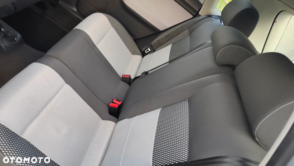 Volkswagen Polo Cross - 12