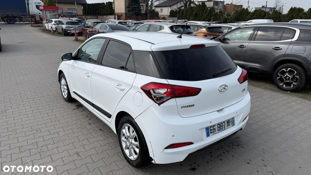 Hyundai i20 1.1 CRDi - 2
