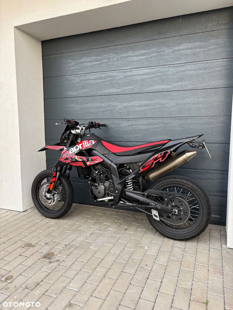 Aprilia SX - 3