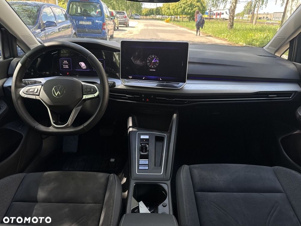 Volkswagen Golf 1.5 eTSI mHEV Life DSG - 11