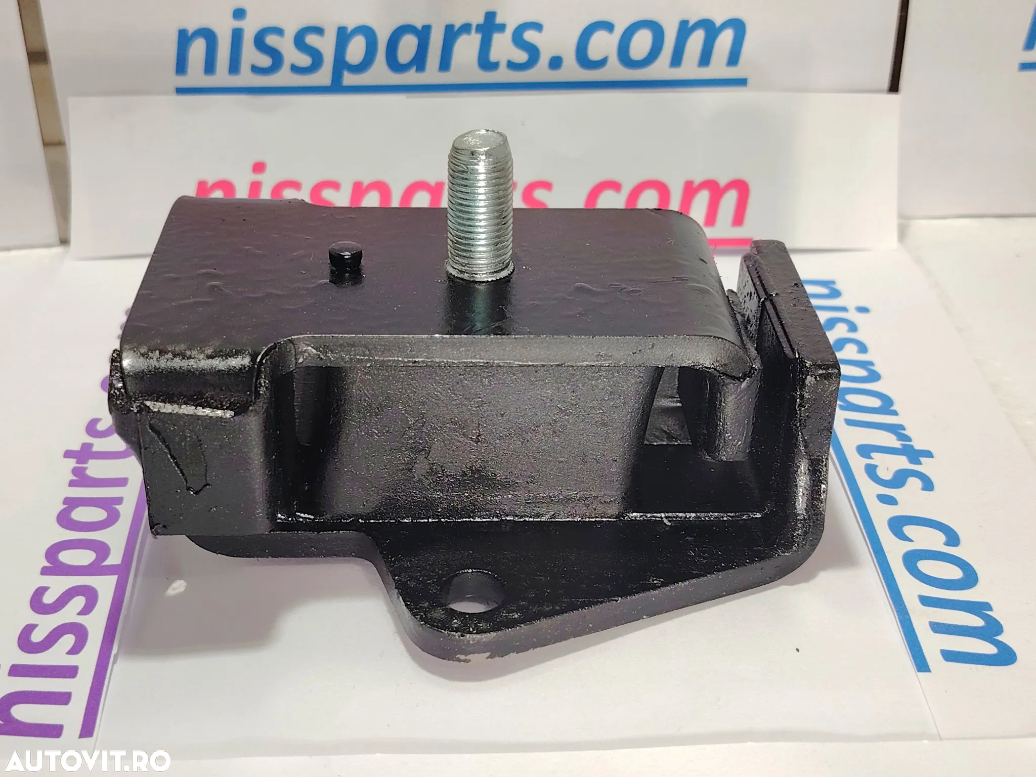 Suport motor Nissan Cabstar NT400 Renault Maxity YD25 piese 11220MB40A 11220MC00B 5001875411 - 2