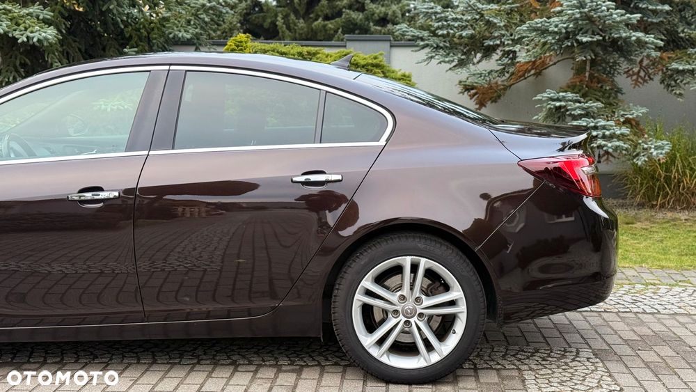 Opel Insignia 2.0 CDTI - 9