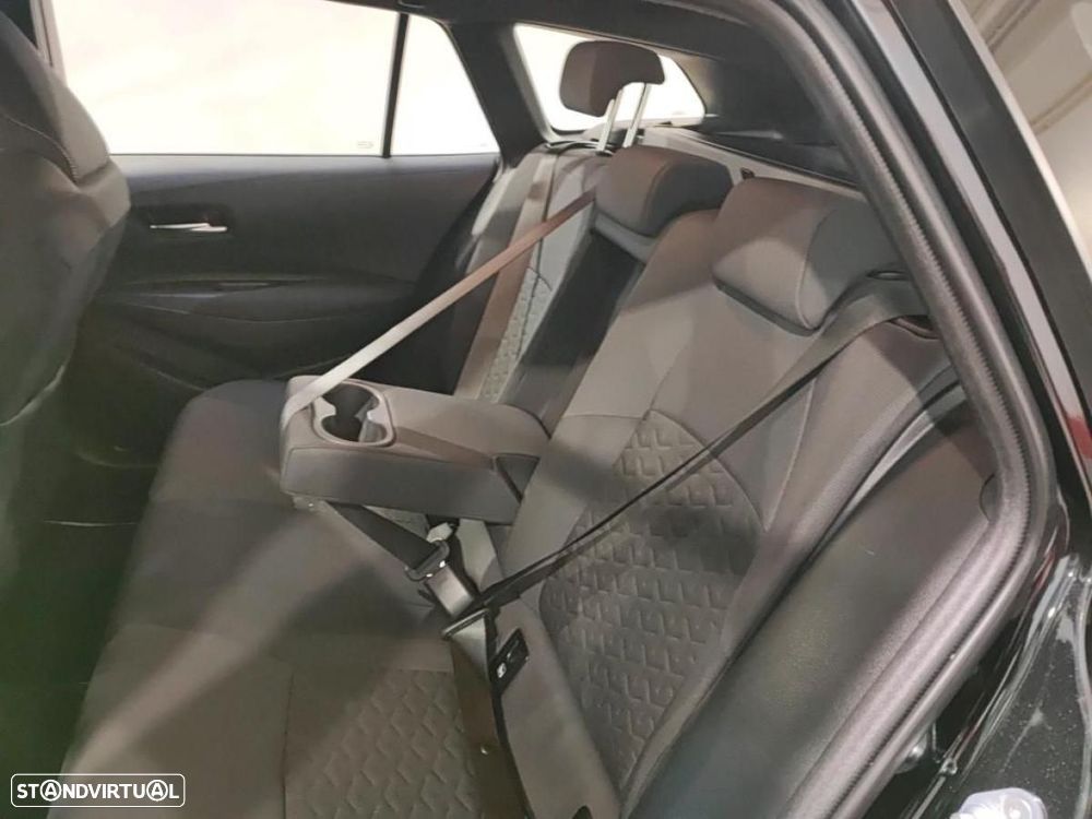Toyota Corolla Touring Sports - 7