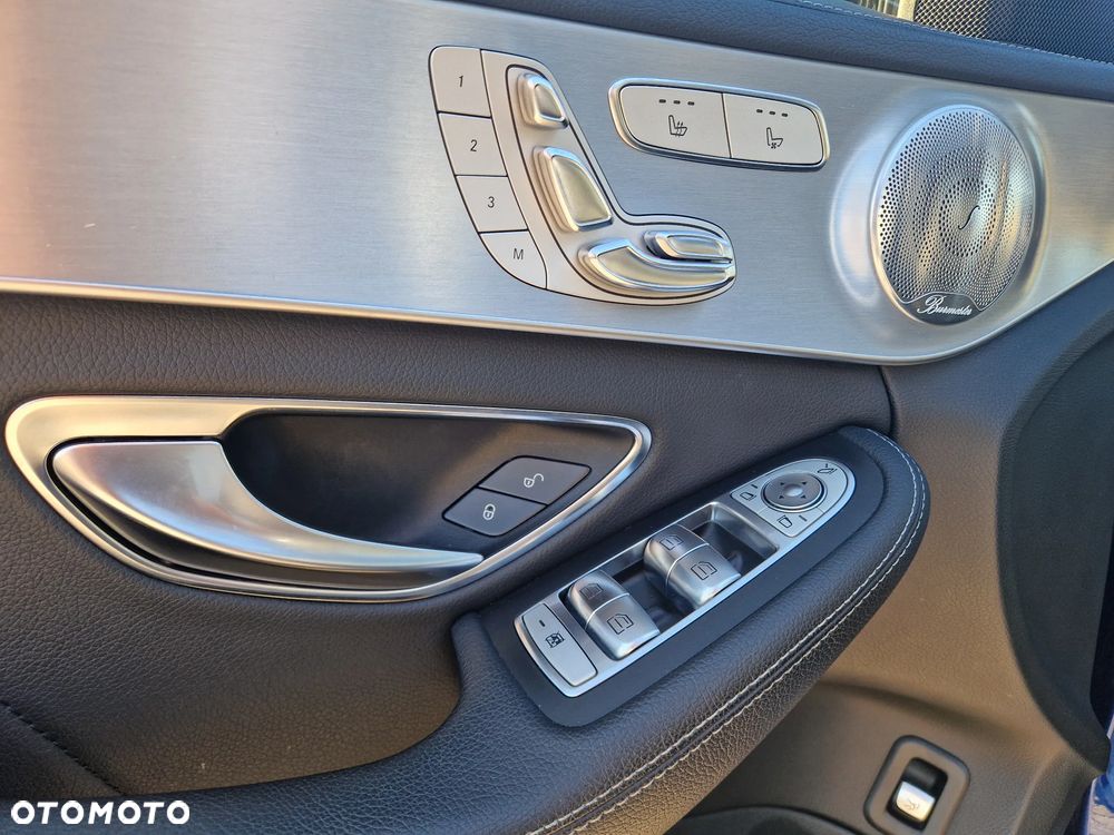 Mercedes-Benz Klasa C 450 AMG 4-Matic 7G-TRONIC - 17