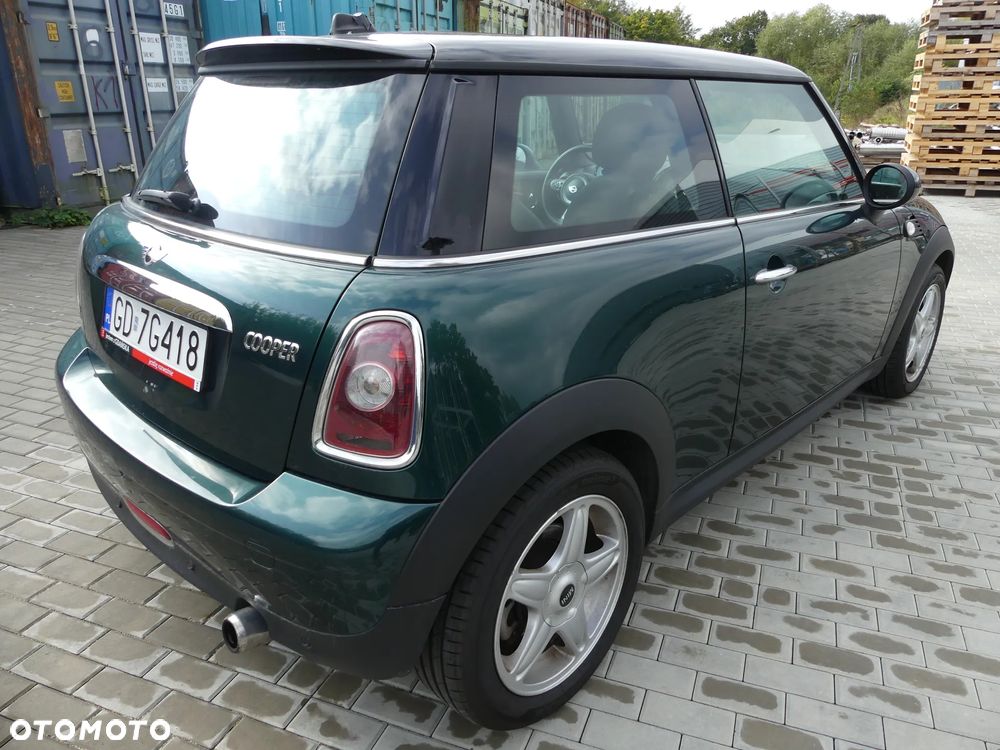 MINI Cooper Standard - 5