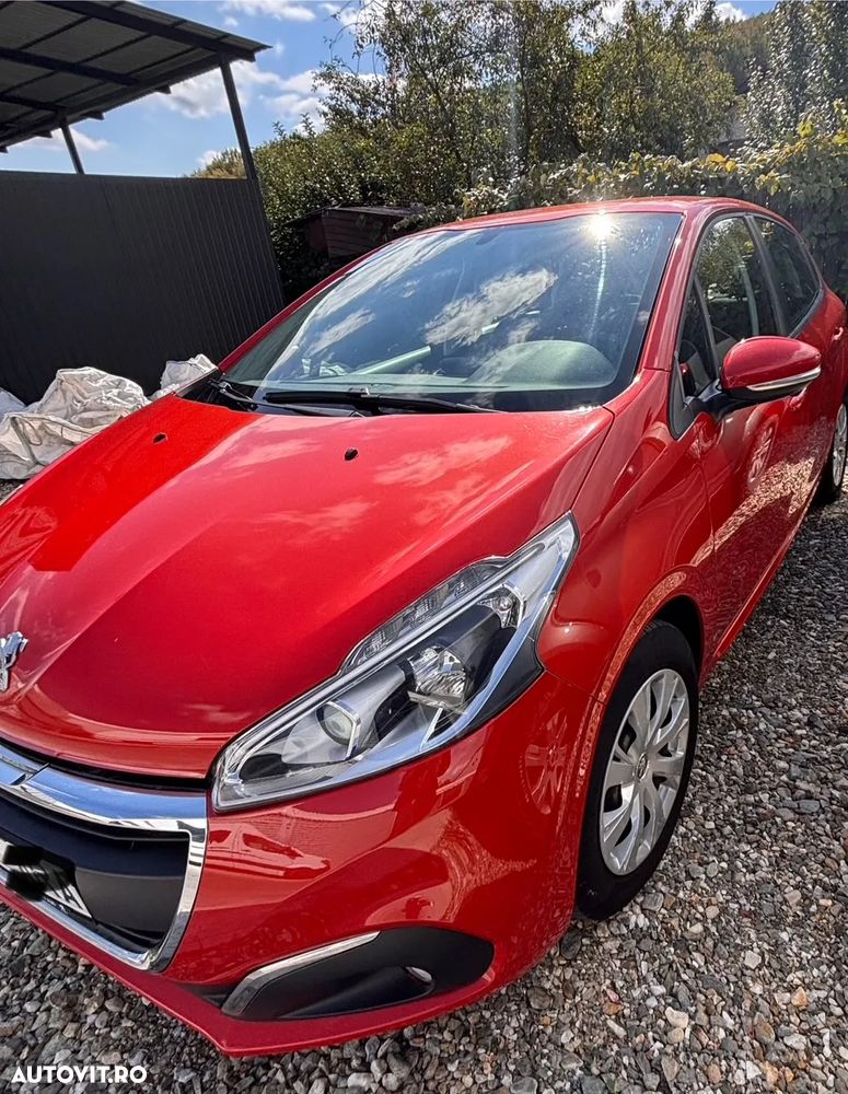 Peugeot 208 1.2 L PureTech STT Allure - 11