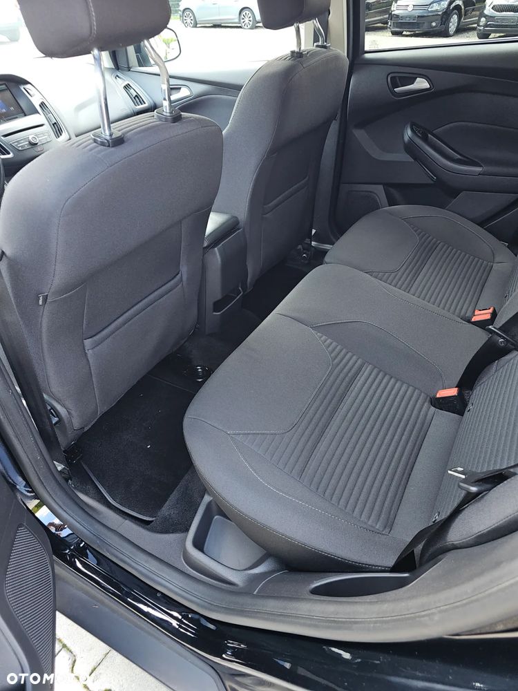 Ford Focus 1.5 EcoBlue Start-Stopp-System TITANIUM - 21