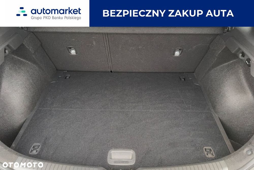 Hyundai i30 1.5 DPI Classic + - 11