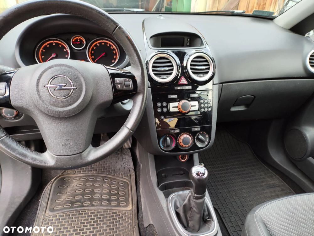 Opel Corsa - 10