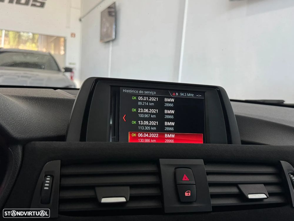 BMW 330 i Pack M Auto - 32