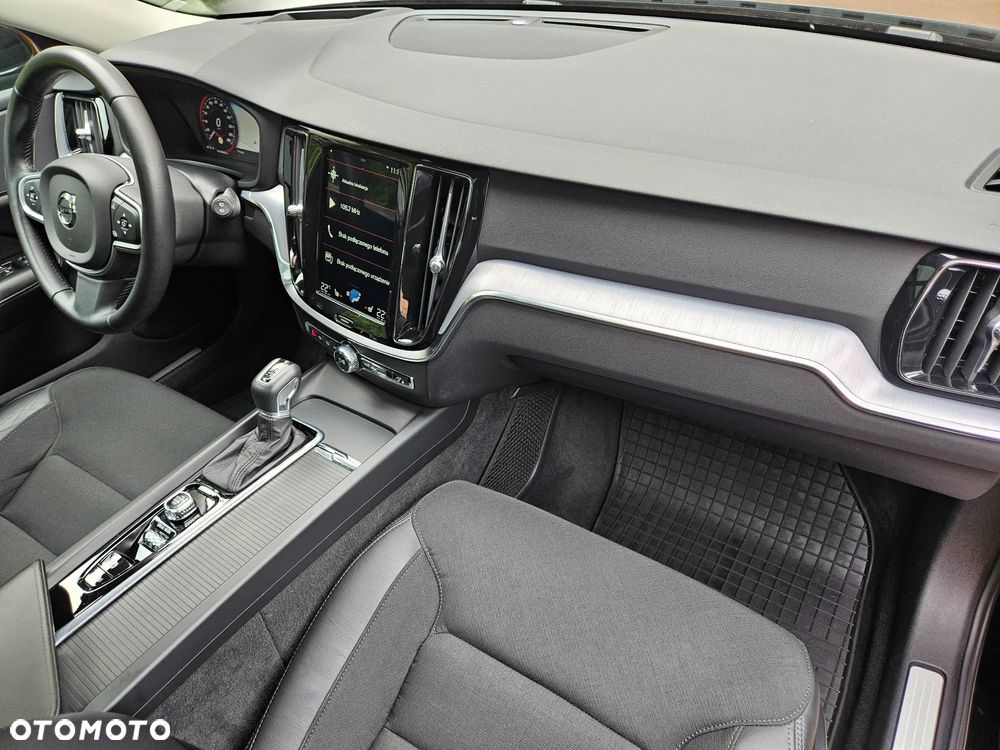 Volvo V60 T5 Geartronic Momentum Pro - 15