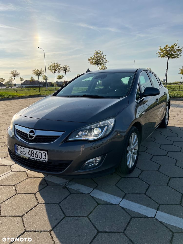 Opel Astra - 1
