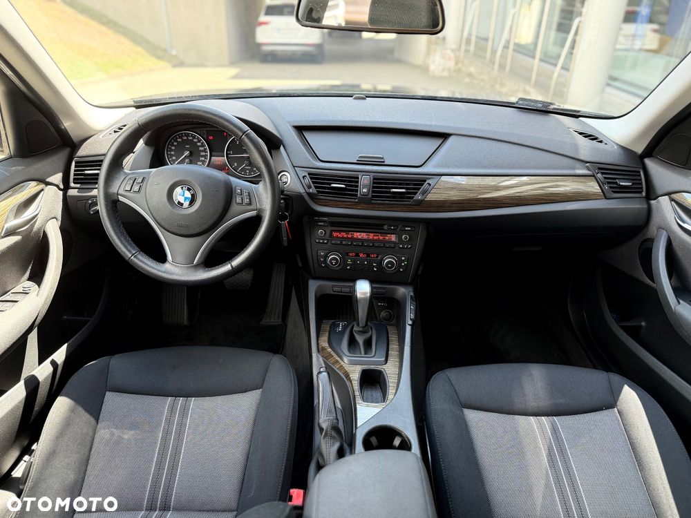 BMW X1 xDrive20d - 14