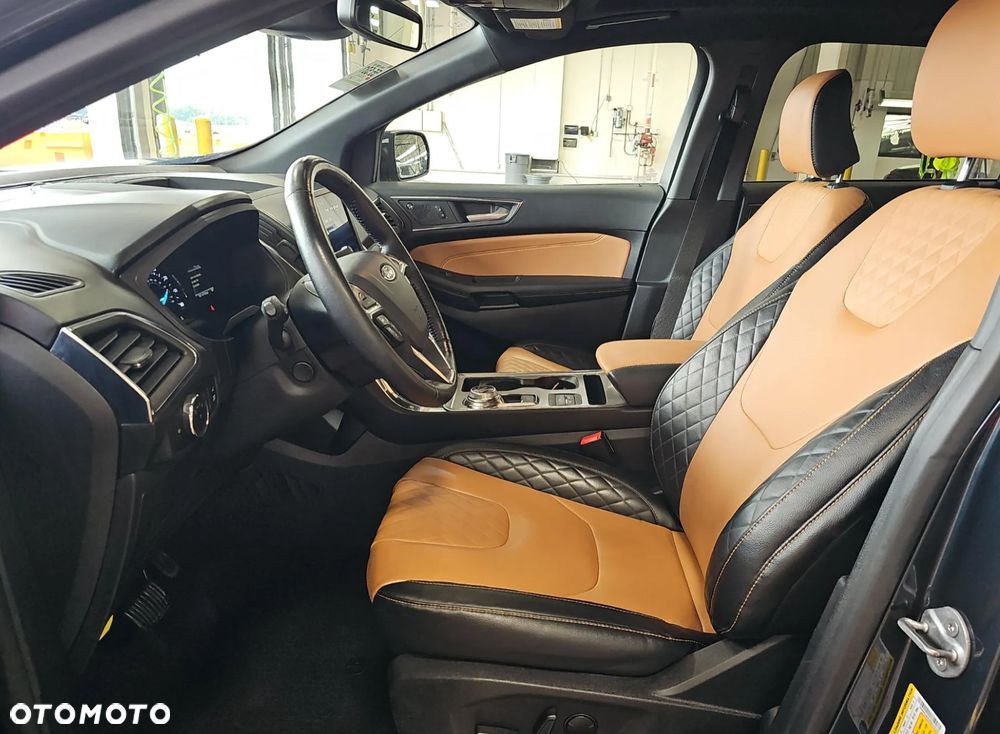 Ford Edge - 10