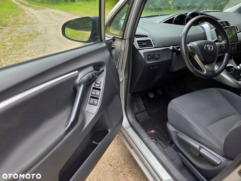 Toyota Verso 2.0 D-4D 5-Sitzer Life - 3