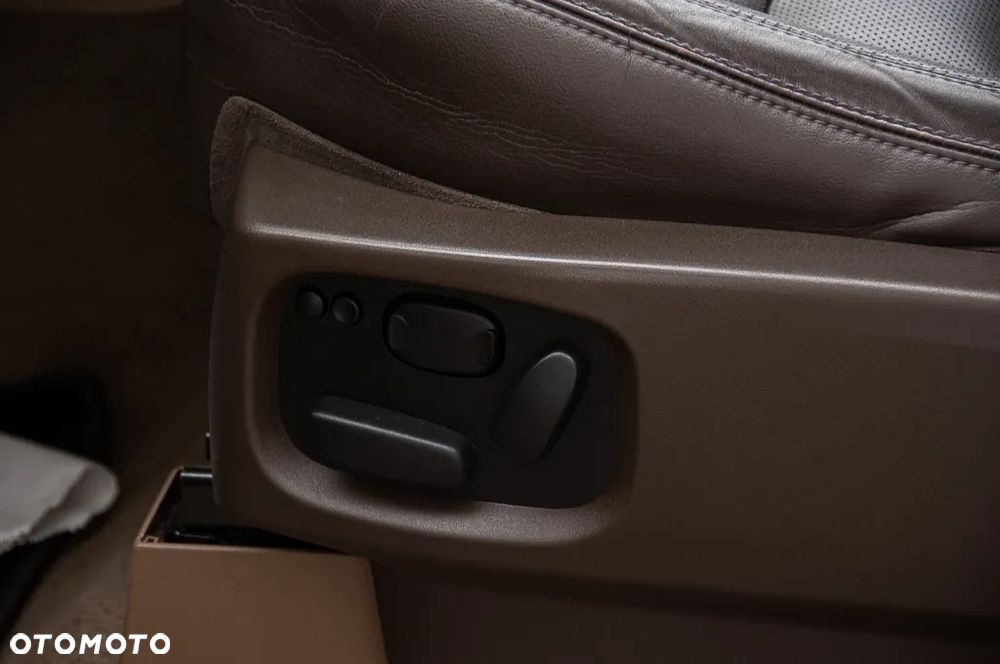 Land Rover Range Rover Sport - 35