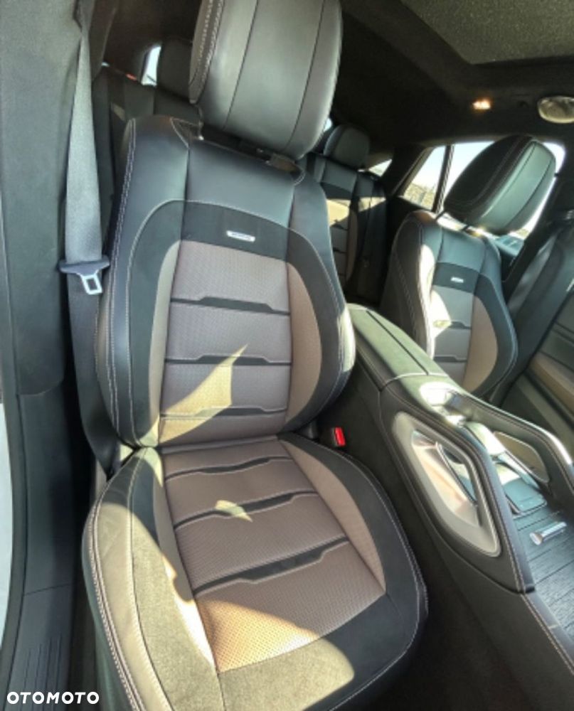 Mercedes-Benz GLE - 28