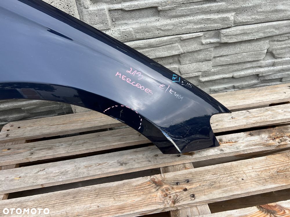 Mercedes E Klasa 213 Błotnik przedni  prawy - 2