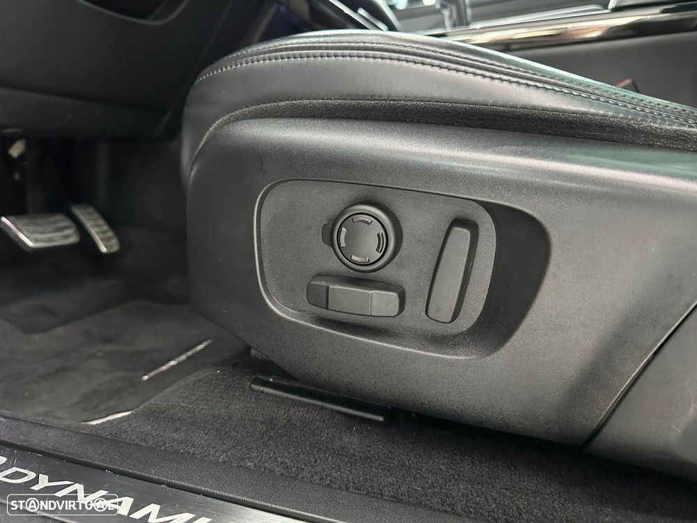 Land Rover Range Rover Evoque P250 R-Dynamic HSE - 34