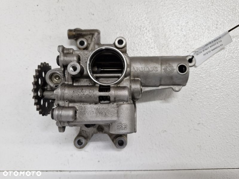 volvo v70 iii xc70 iii s80 ii xc60 i 2.0d pompa oleju olejowa 31330979 - 3