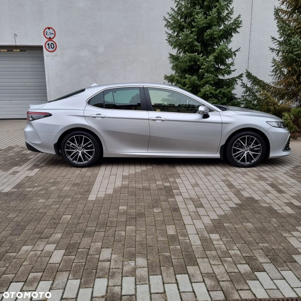 Toyota Camry 2.5 Hybrid Prestige CVT - 8