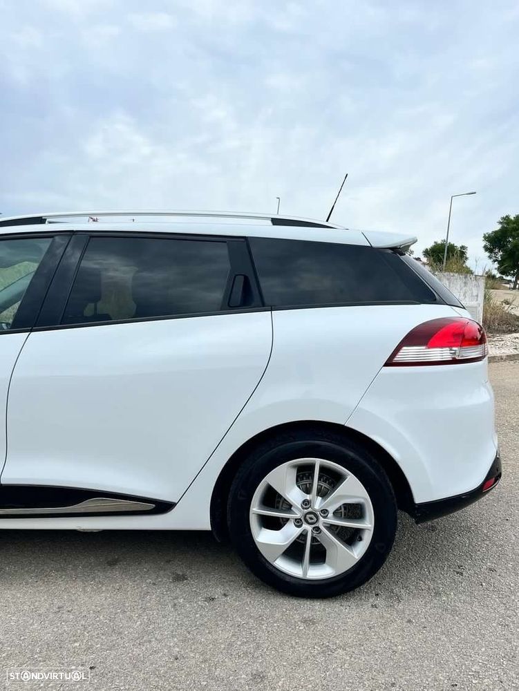 Renault Clio Sport Tourer 1.5 dCi Limited - 4