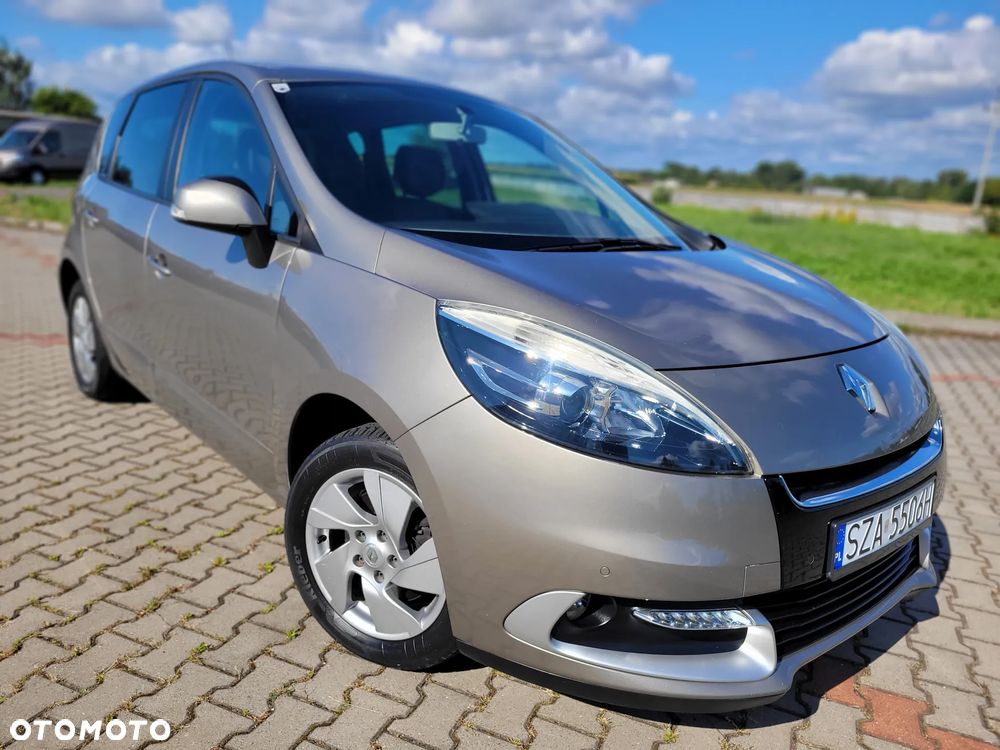 Renault Scenic 1.6 16V 110 TomTom Edition - 2
