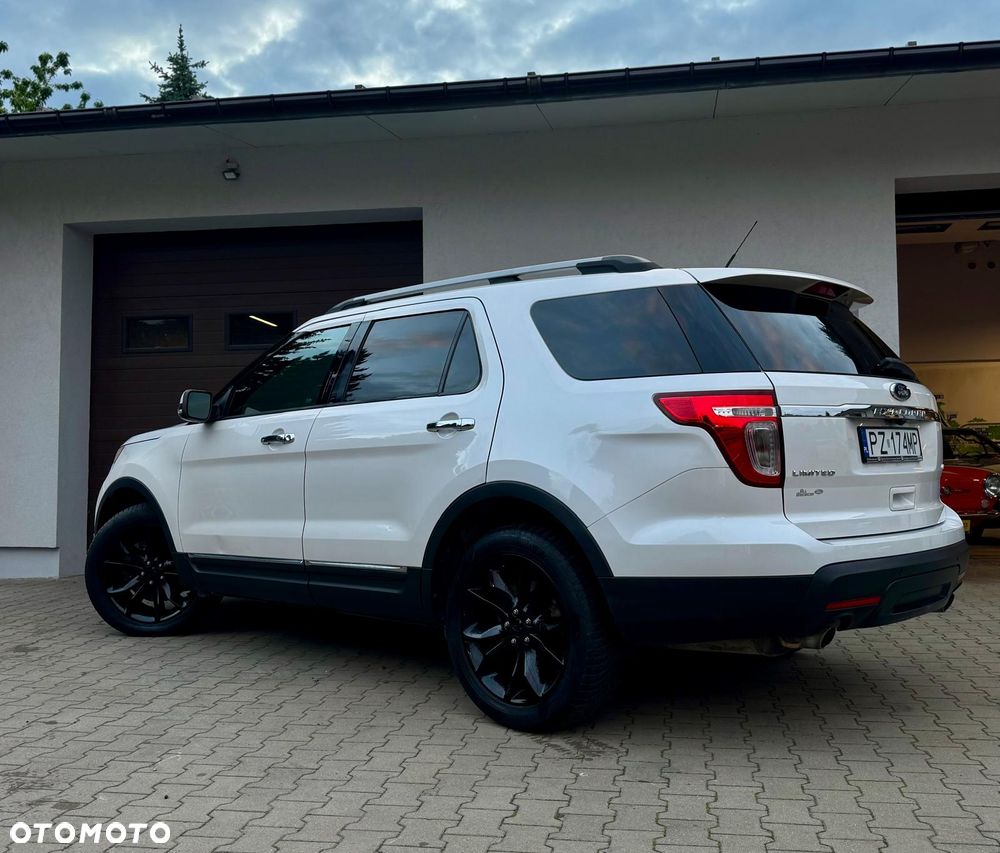 Ford Explorer - 4